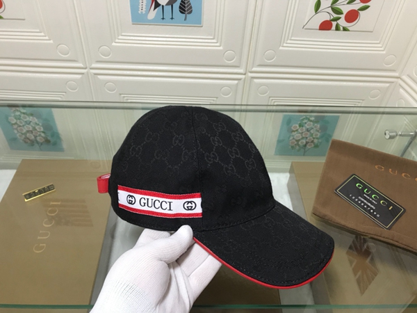 ブランド帽子背面デザイン